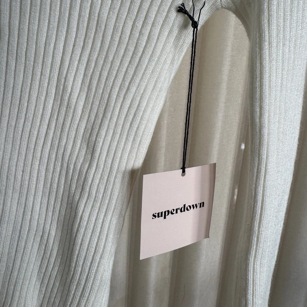 Superdown Sierra White Knit Ribbed Button-Up Top NWT - Picture 7 of 9